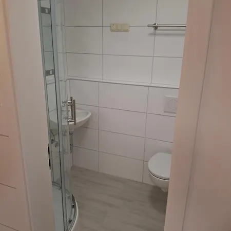 アパート Apartmenthaus *